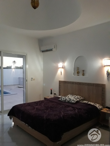 L 237 -                            Sale
                           Villa avec piscine Djerba